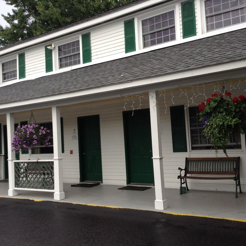 Briarcliff Motel - photo 22