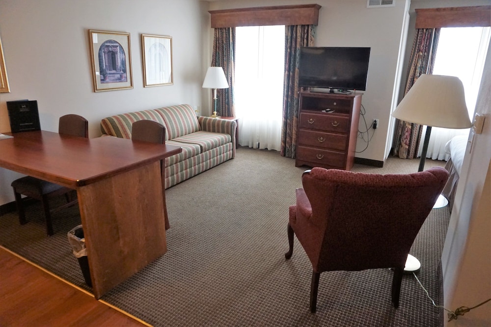 River Hills Hotel - photo 21