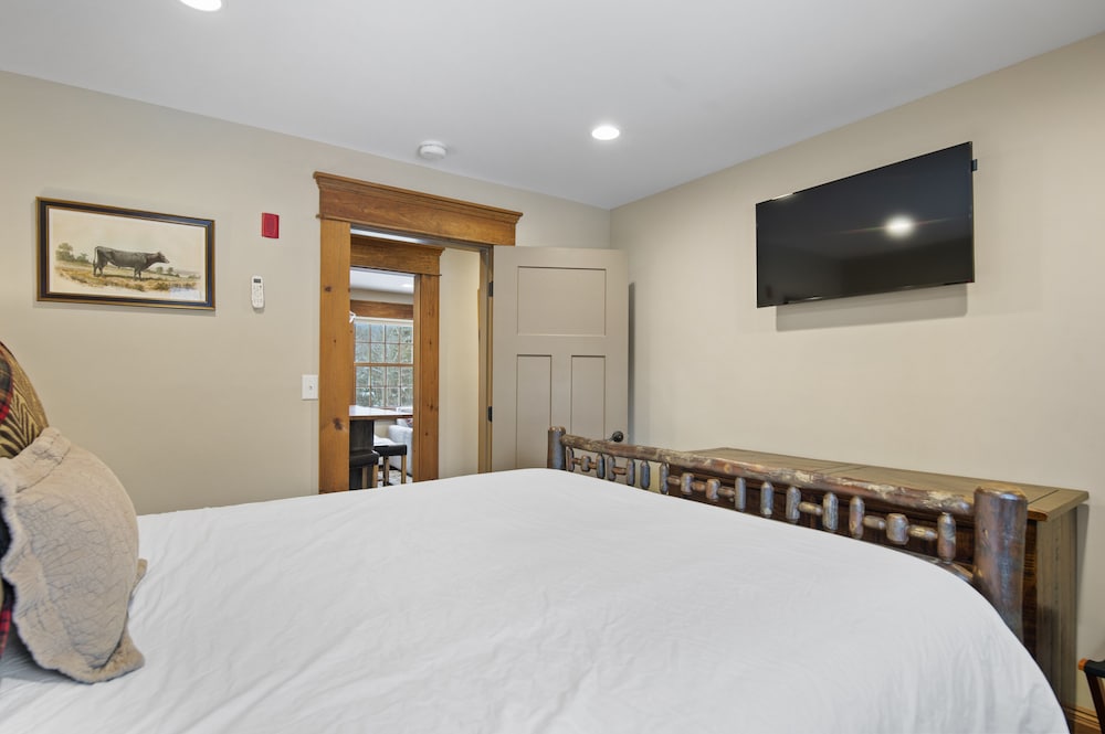 Brook Bound Inn - photo 23