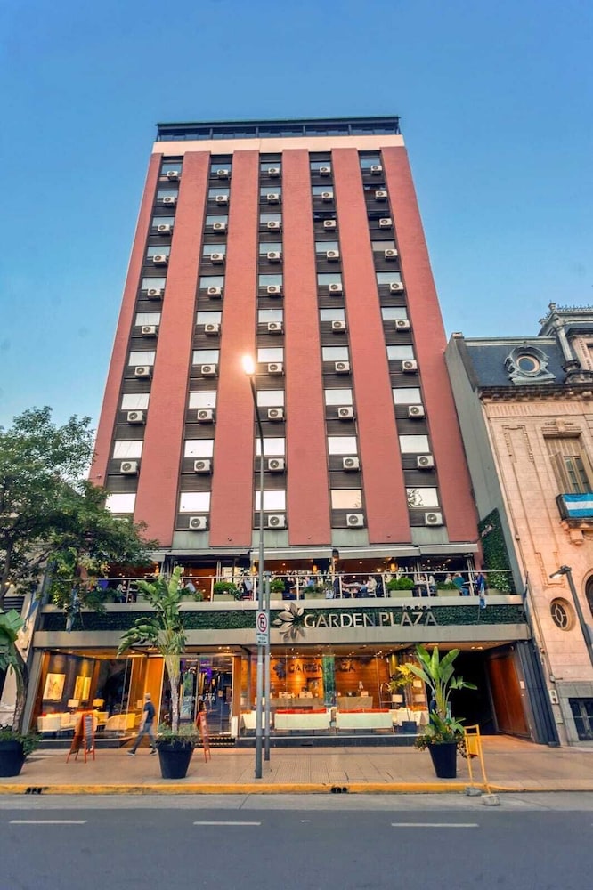 Garden Plaza
