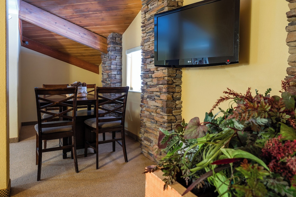 Baymont by Wyndham Pinedale - photo 69