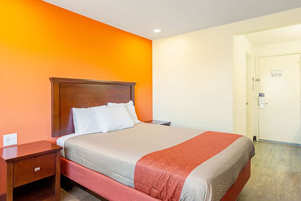 Motel6 Pendleton OR West - photo 6