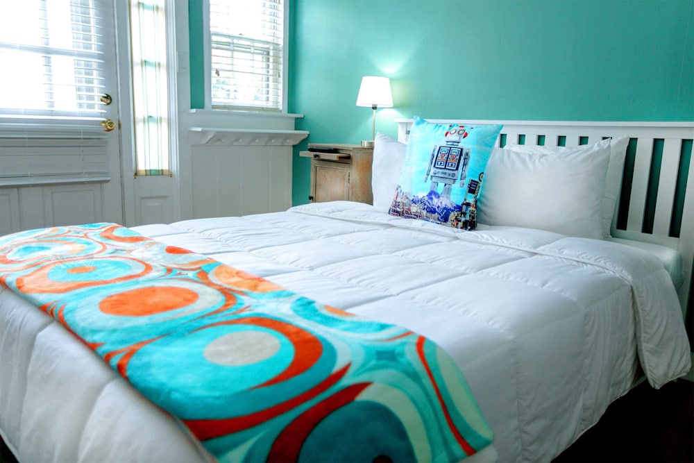 The Provincetown Hotel at Gabriel's - photo 21