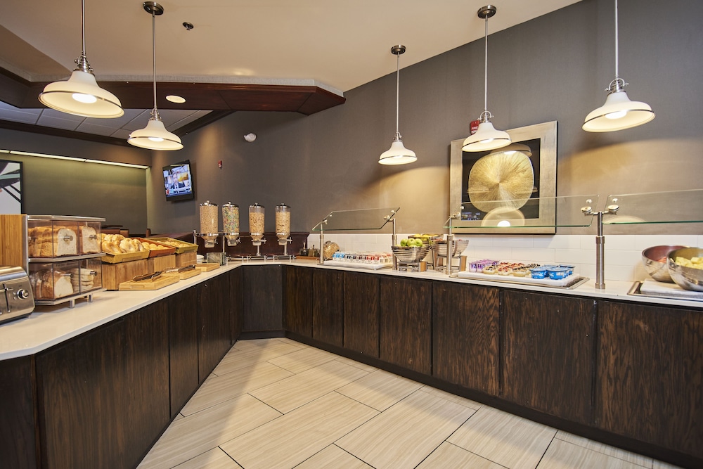 DoubleTree by Hilton Princeton - photo 25