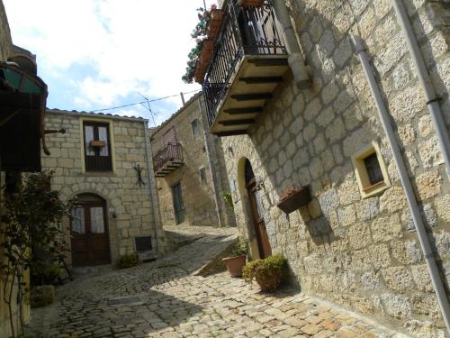 Borgo i Stritti — hotel in Petralia Soprana