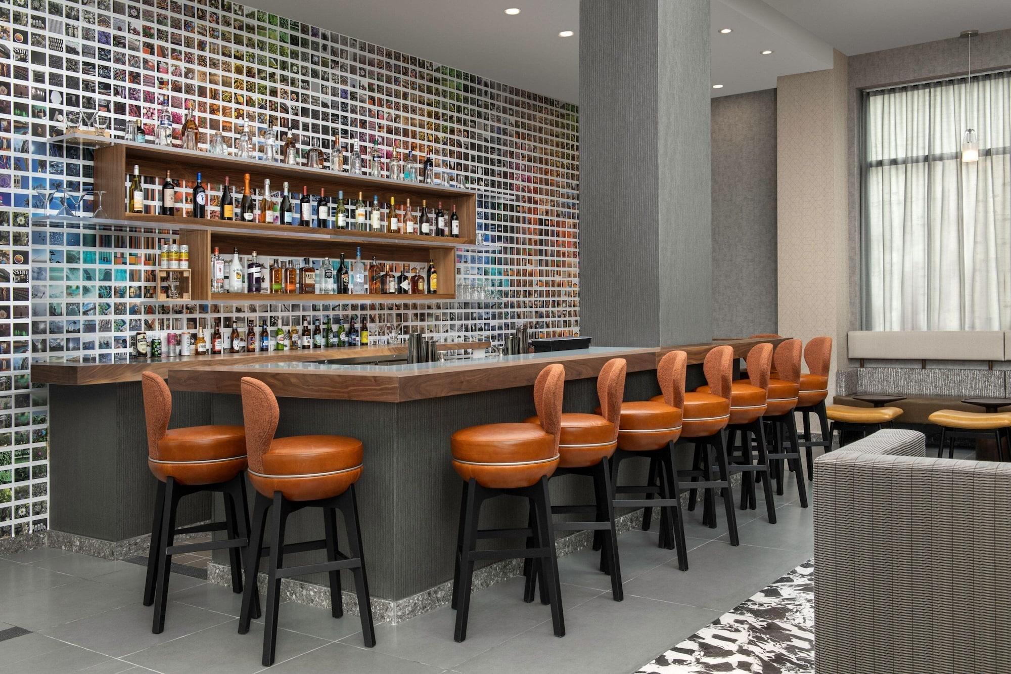 SpringHill Suites by Marriott New York Queens - photo 16