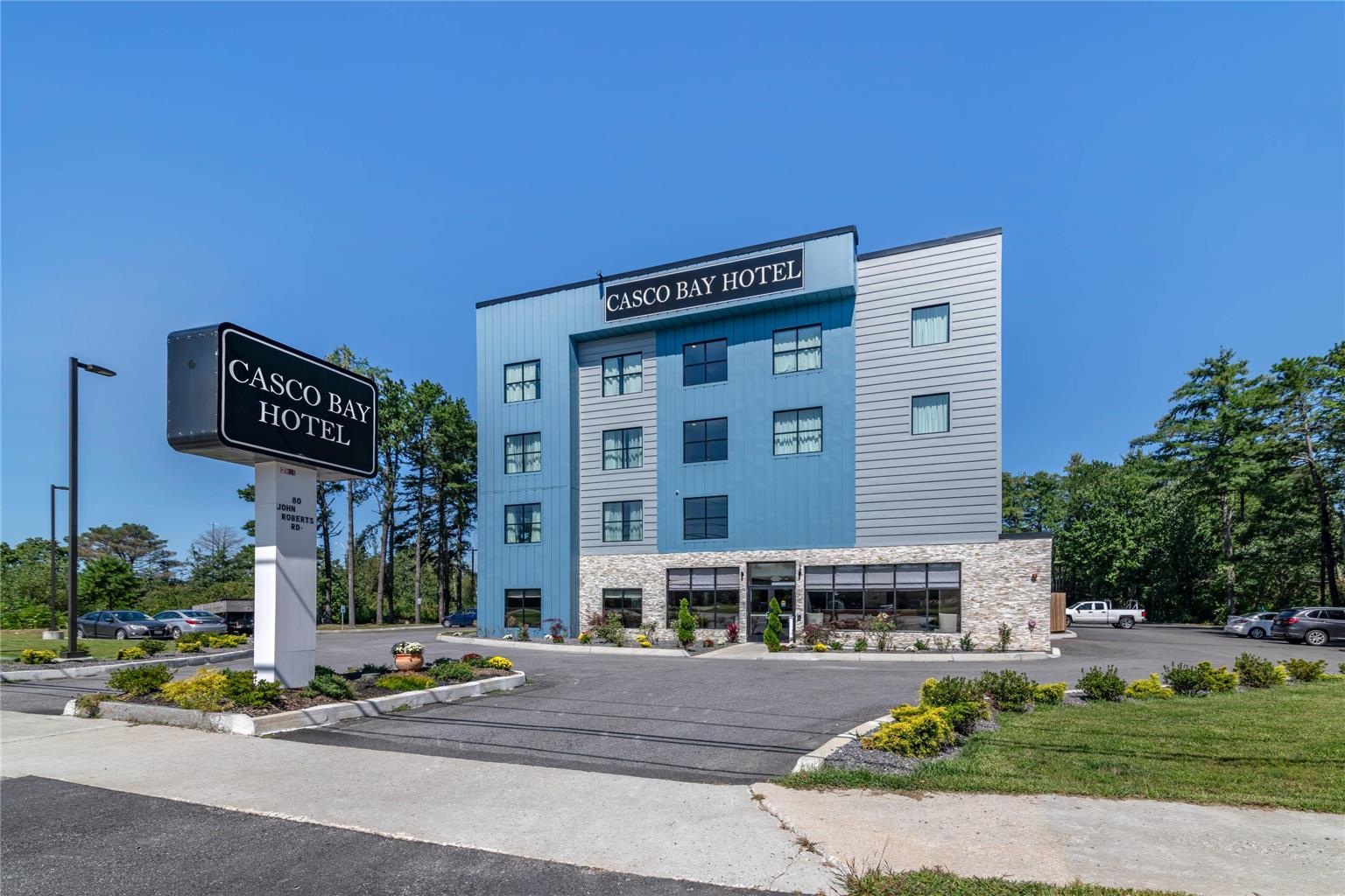 Casco Bay Hotel Portland Airport Maine Mall an Ascend Collection Hotel - photo 4