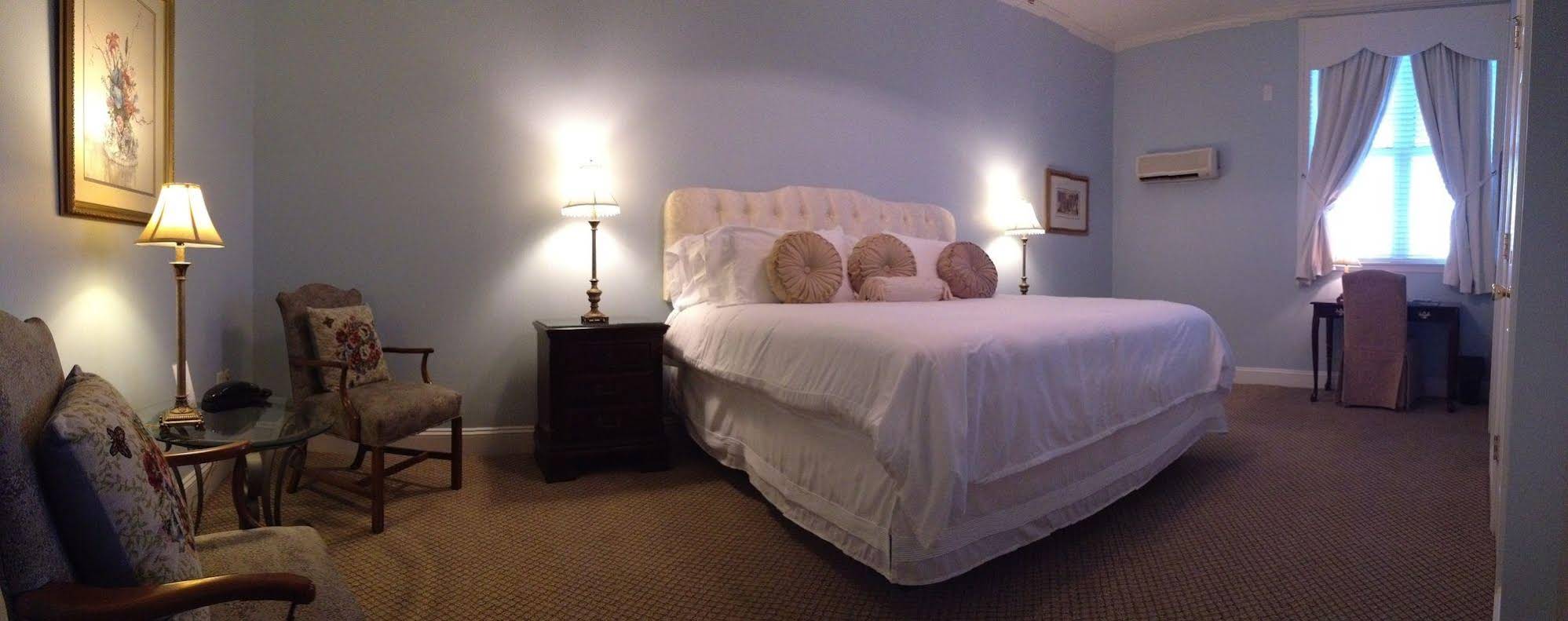 Hotel Riverwalk - photo 27