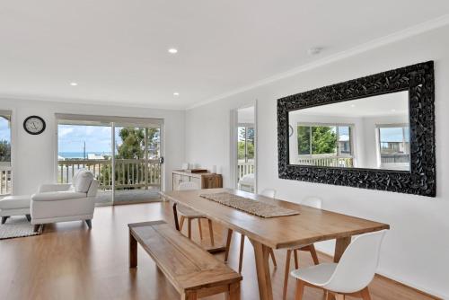 Ocean View 12 Corcoran Ave Goolwa Beach BYO Linen — hotel in Goolwa