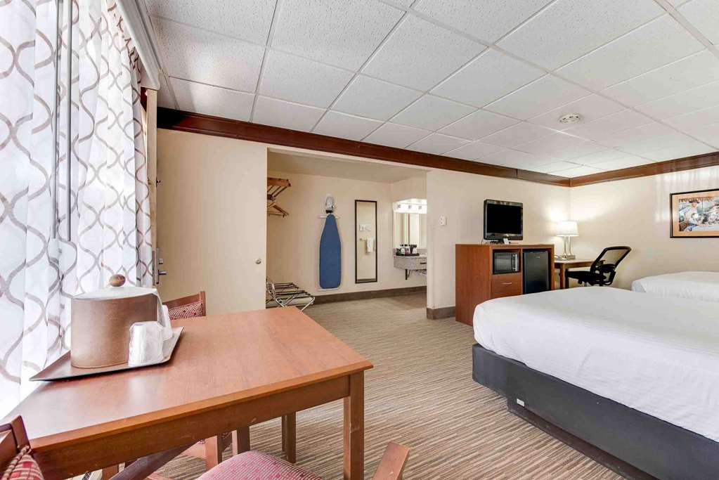 Best Western Movie Manor - photo 28