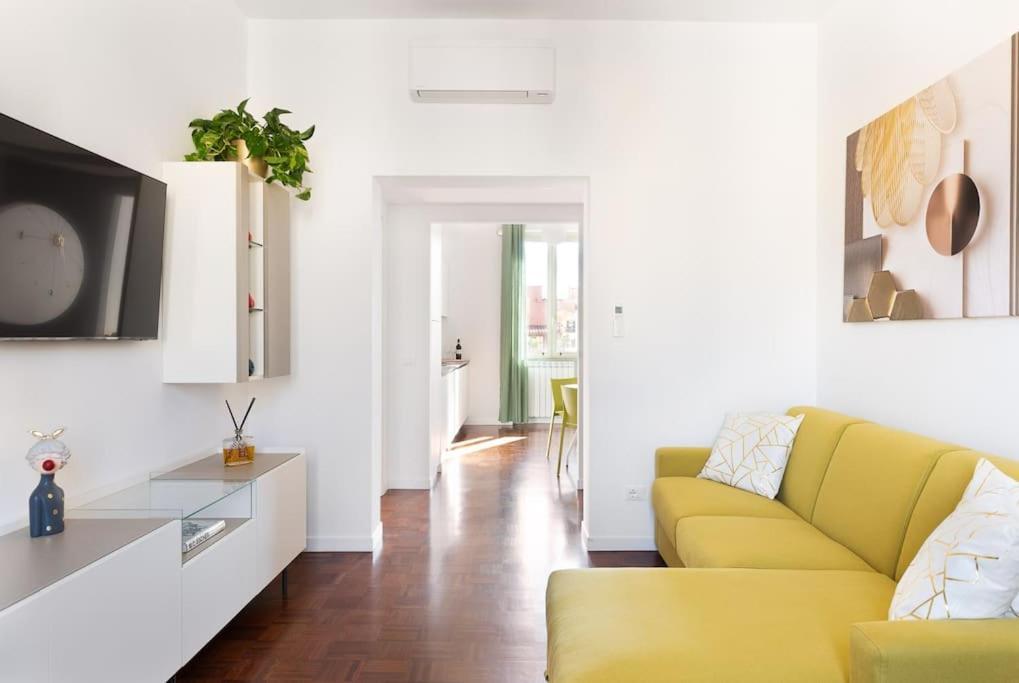 Idyllia Bright And Modern Apt — 4-Star Luxury Hotel in Rome, Italy