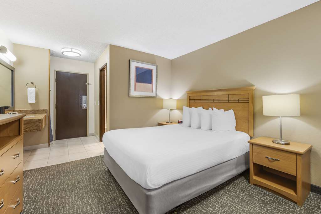 Best Western Aladdin Inn - photo 17