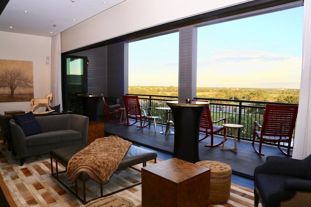 The George by Valencia Hotel Collection - photo 11