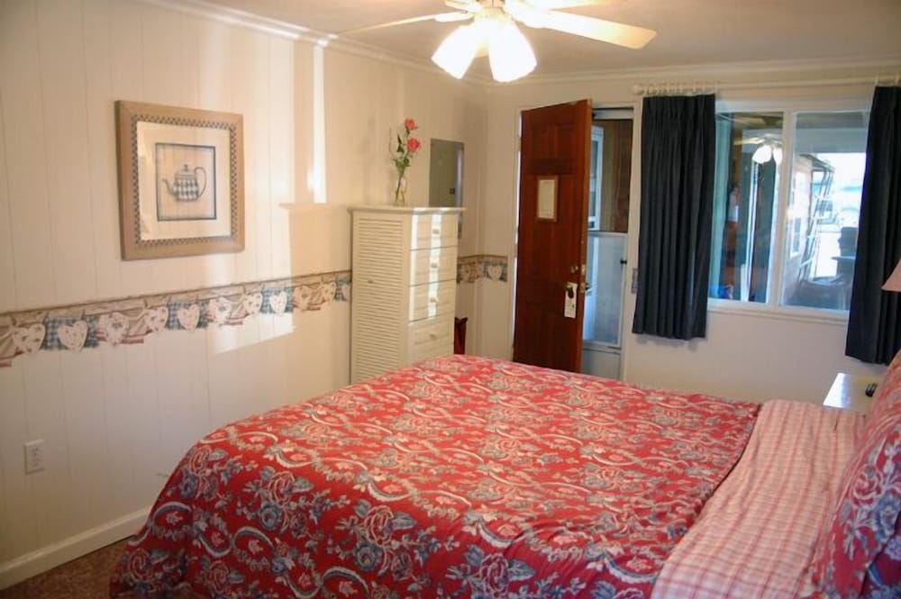 The Homestead Inn - photo 82