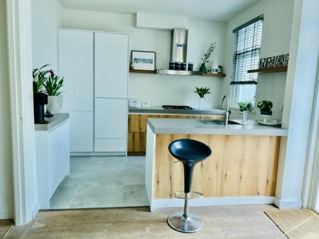 Family Beach House Zandvoort City Center — 4-Star Luxury Hotel in Zandvoort, Netherlands