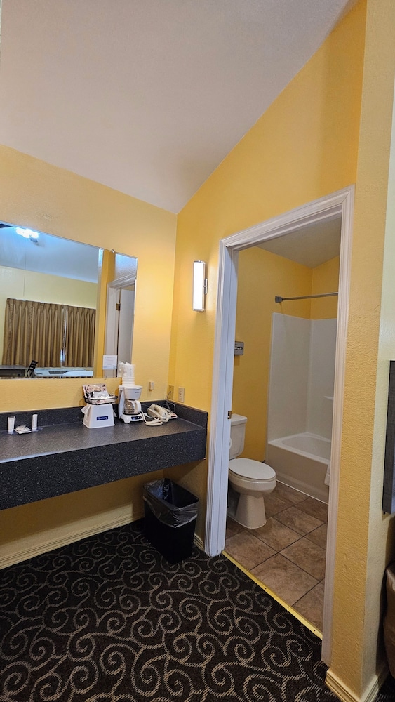 Travelodge by Wyndham Wenatchee - photo 27