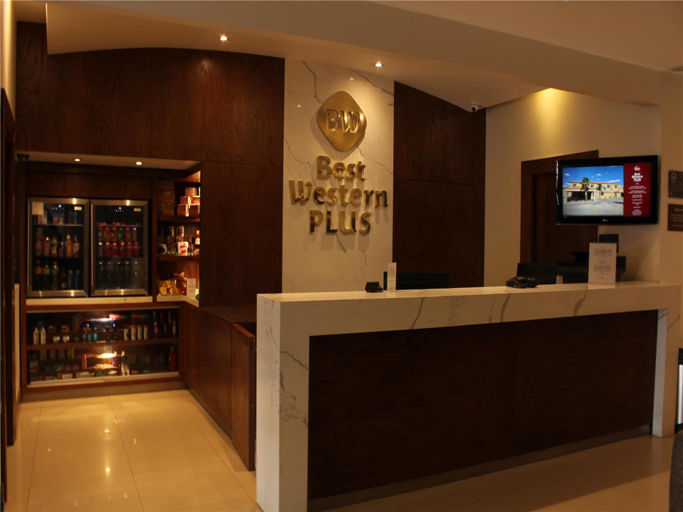 We are pleased to welcome you with the most authentic service!