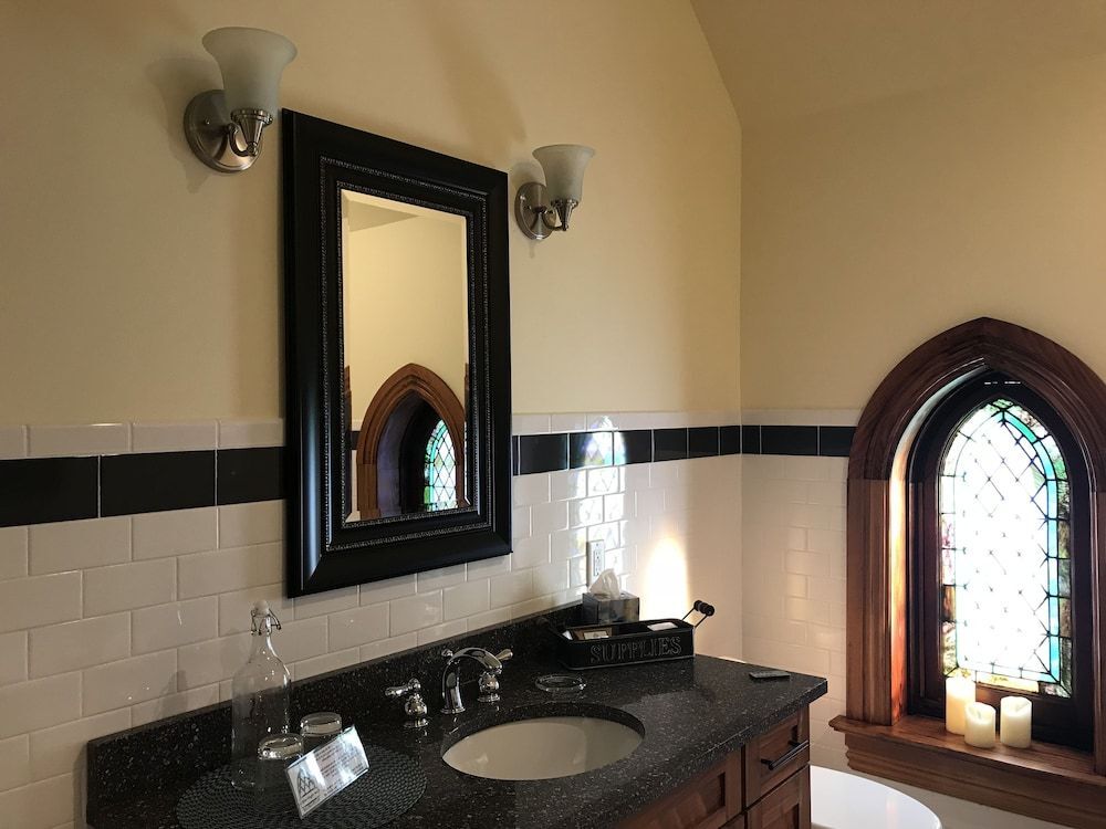 Clifton Heights Inn - photo 7