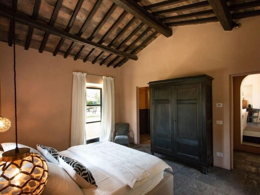 Tenuta del Podesta With Private Pool in Florence — 4-Star Luxury Hotel in Florence, Italy