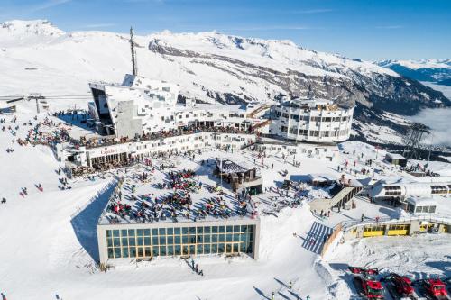 Mountain Hostel — 4-Star Luxury Hotel in Laax, Switzerland