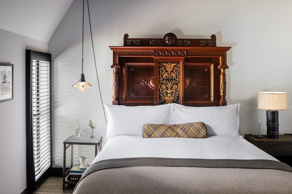 The Madrona - photo 17
