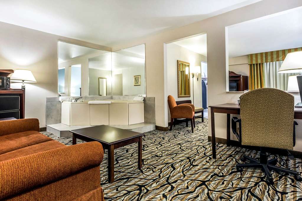 Quality Inn Fort Mill near Carowinds Blvd. - photo 17
