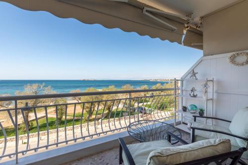 Luxury Beachfront Paradise in Athens Rivieria Kavouri Vouliagmeni — 4-Star Luxury Hotel in Athens, Greece