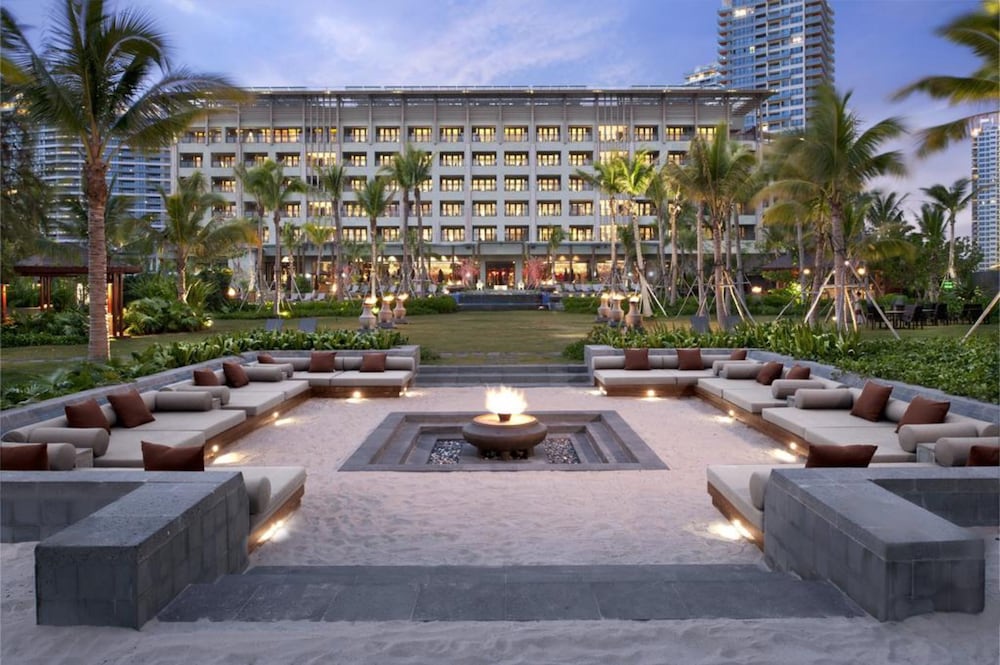 Luhuitou Sanya Resort — 4-Star Luxury Hotel in Sanya, People's Republic of China