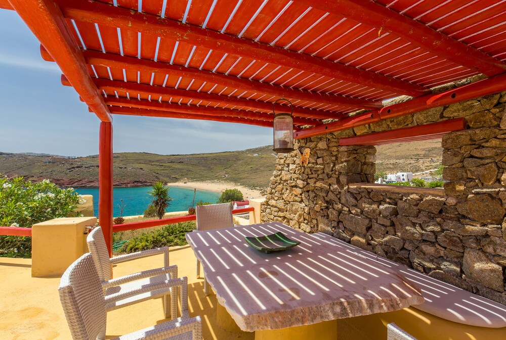 Royal Seaside Mykonos — 4-Star Luxury Hotel in Mykonos, Greece