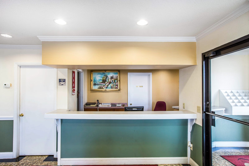 Relax Inn Milledgeville - photo 15