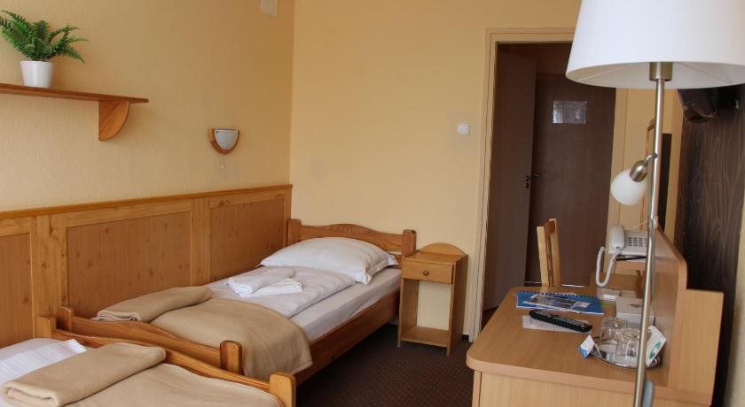 Nereus Park Hotel — Balatonalmadi — photo 3