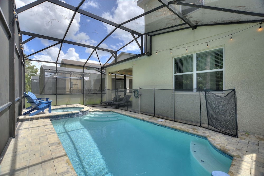 Rear Views Spa Games Room Pet Friendly Resort Amenities 8 Bedroom Villa - photo 41