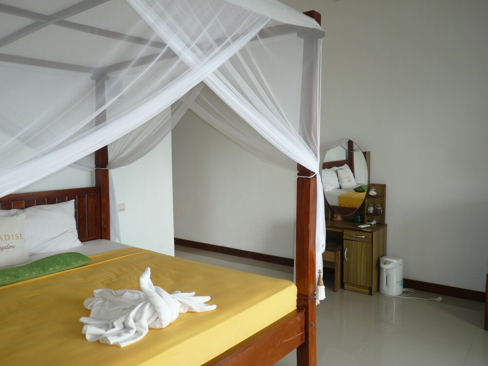 Paradise Bungalows — Amlapura — photo 5