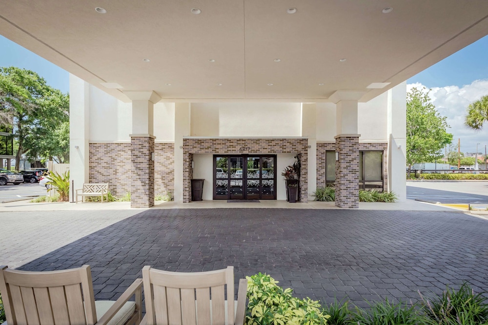 Hampton Inn Tampa International Airport Westshore - photo 68
