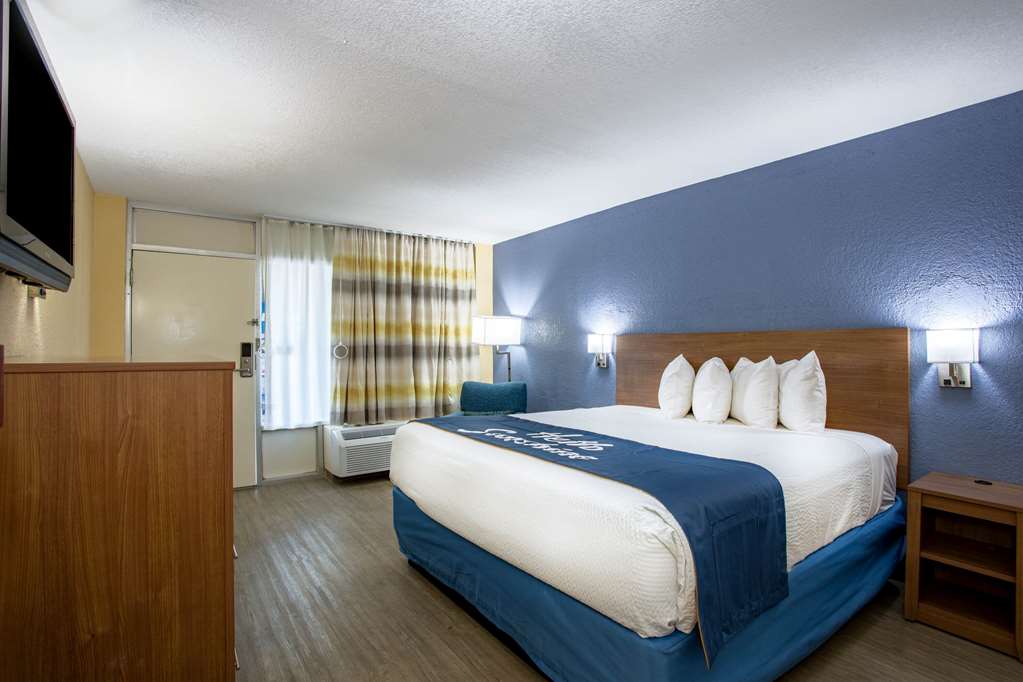 Days Inn by Wyndham Apopka Orlando - photo 23