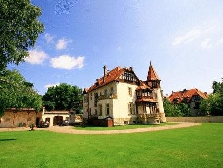 Hotel i Restauracja Pałacyk Legnica in Legnica, Poland