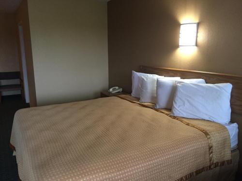 Decatur Inn - photo 3