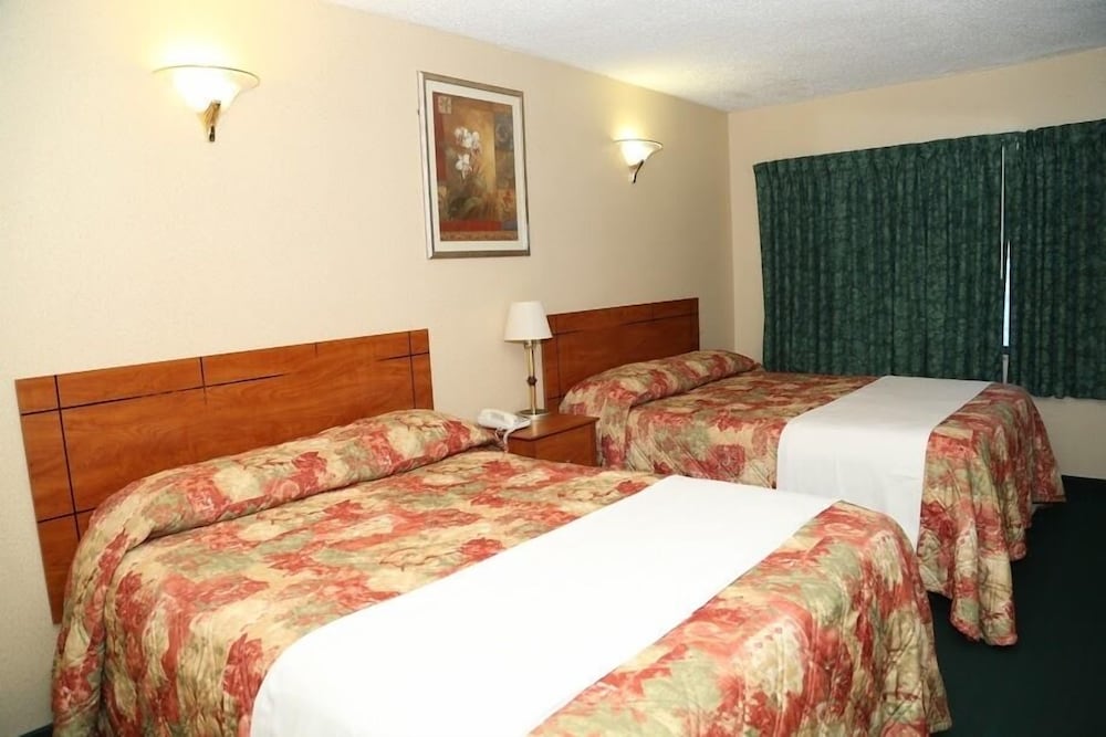 Jfk Inn - photo 16
