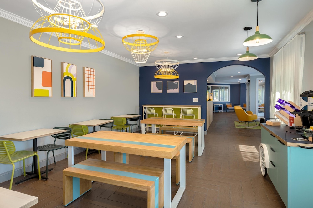 Spark by Hilton Wilmington Carolina Beach Rd - photo 26