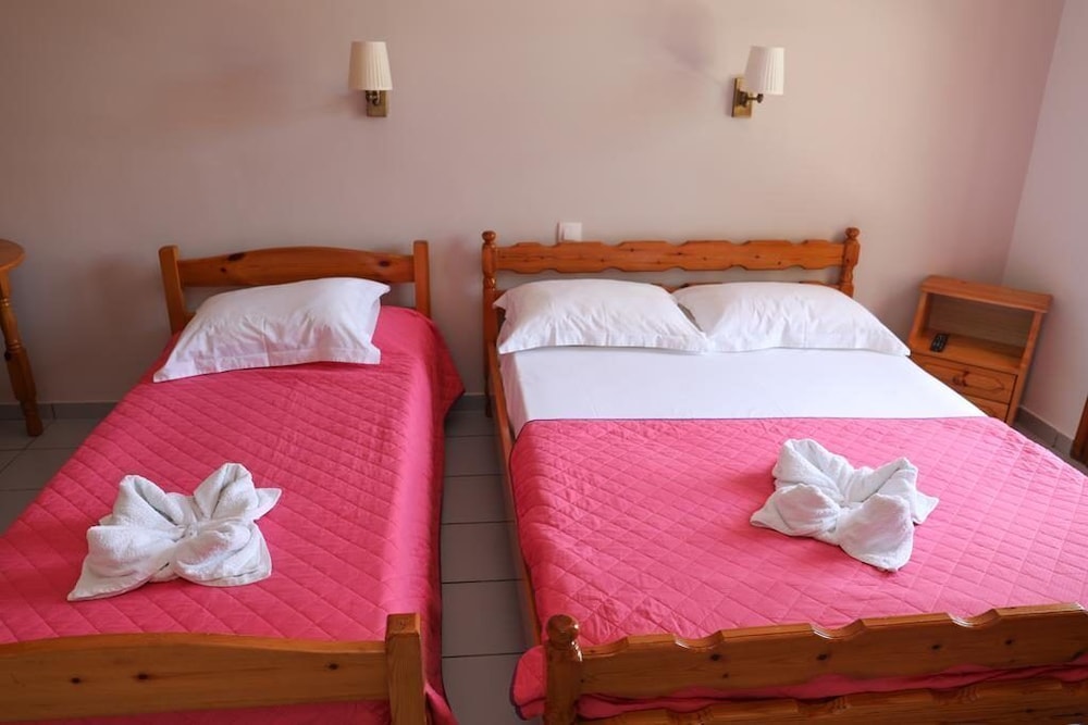Vaya Zorba Studios — Skiathos — photo 5