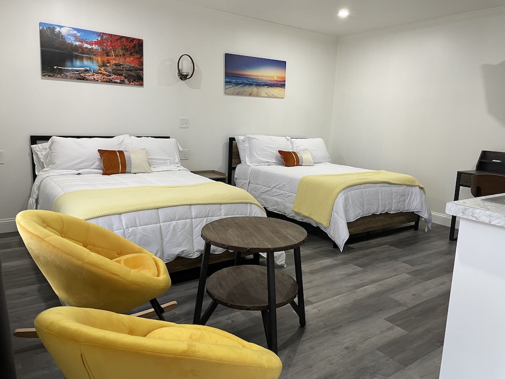 Gatehouse Motel in Corning, United States