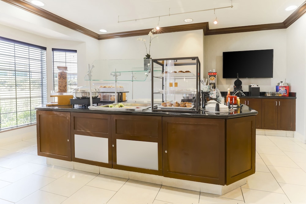 Staybridge Suites Reno by IHG - photo 53