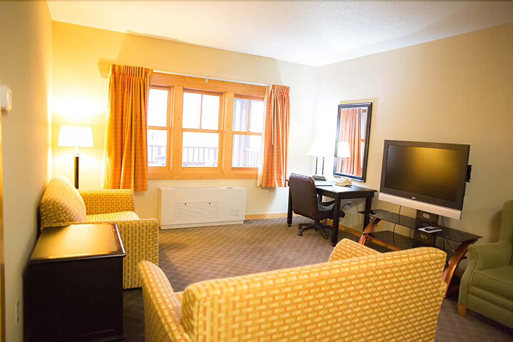 Heartwood Resort & Conference Center - photo 16