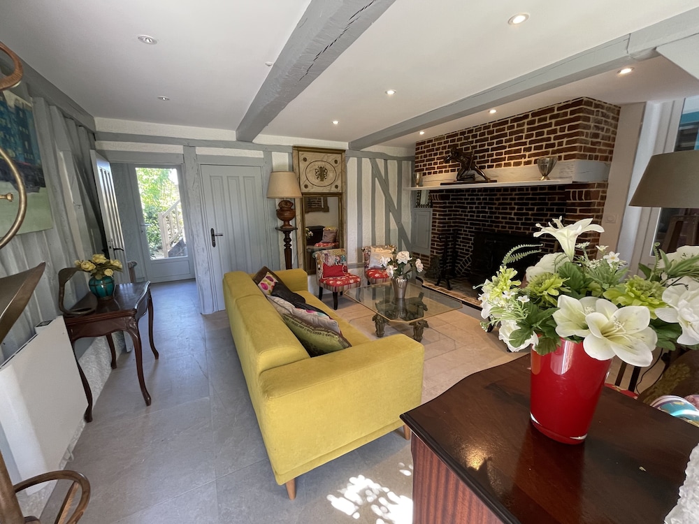 la Fontaine Romy in Gennevilliers, France