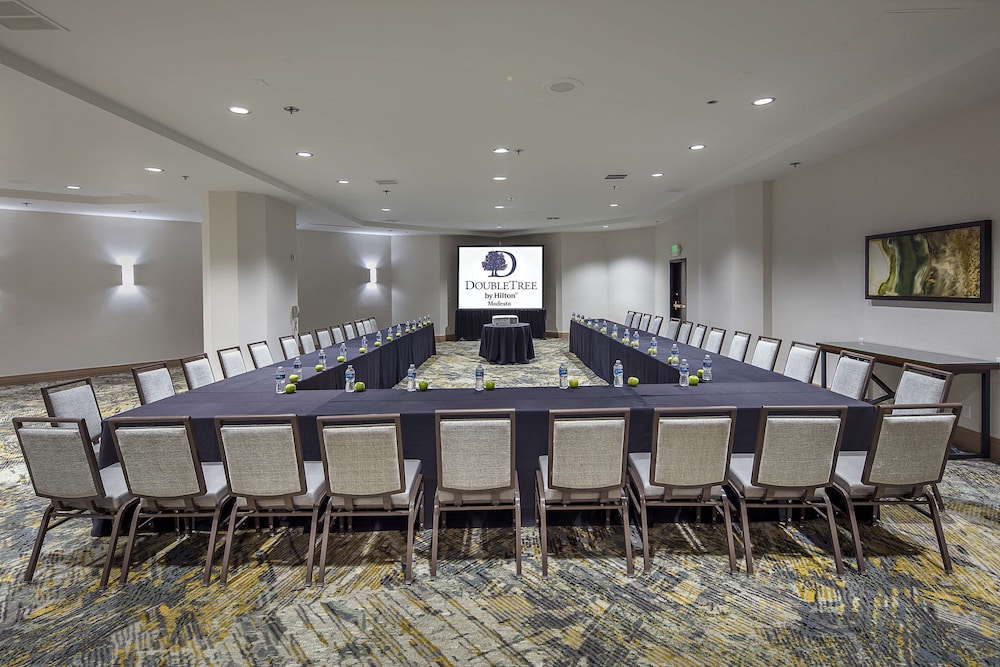 DoubleTree by Hilton Hotel Modesto - photo 49