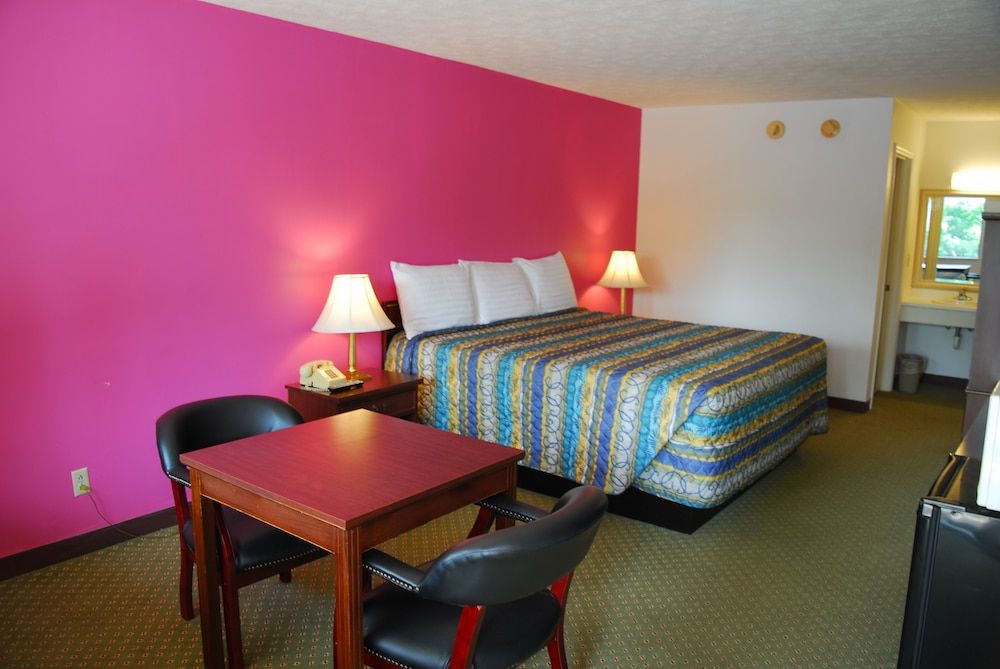 Paragon Inn Hillsboro - photo 4