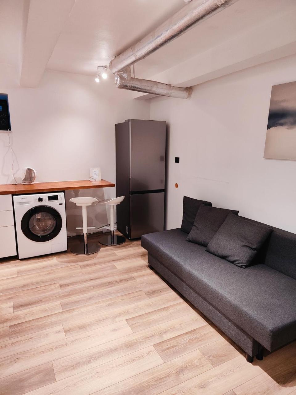 Dana Charming Apartment and Very Central 1