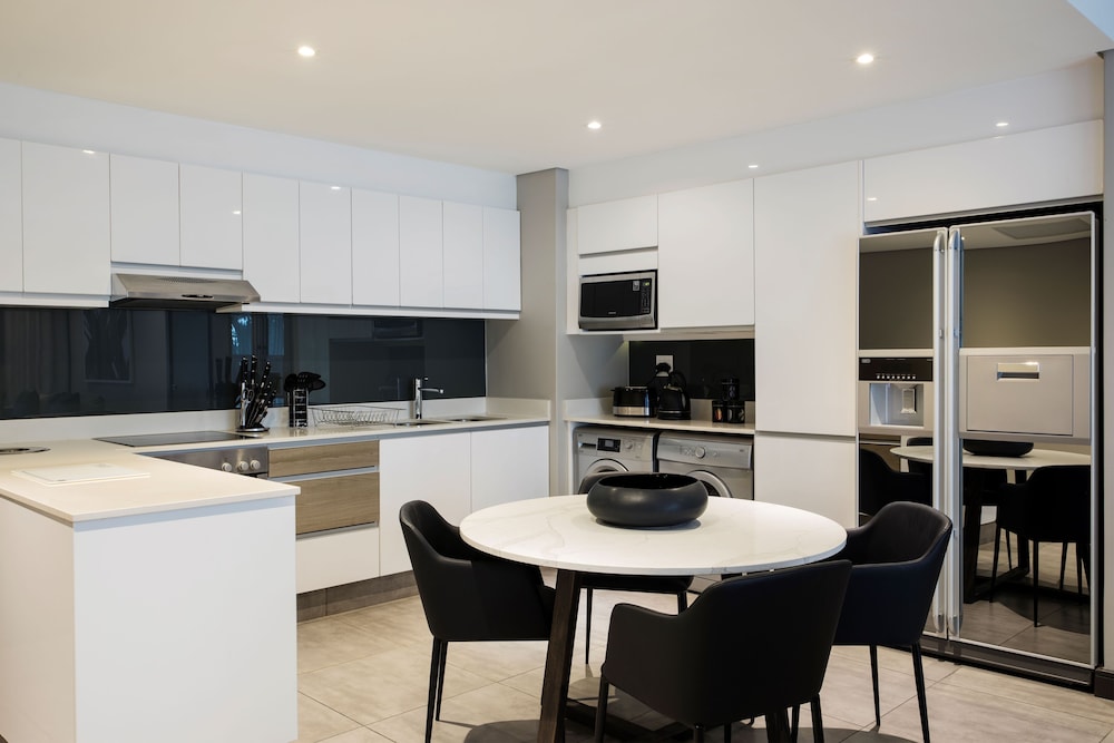 The Capital Empire — 4-Star Luxury Hotel in Johannesburg, South Africa