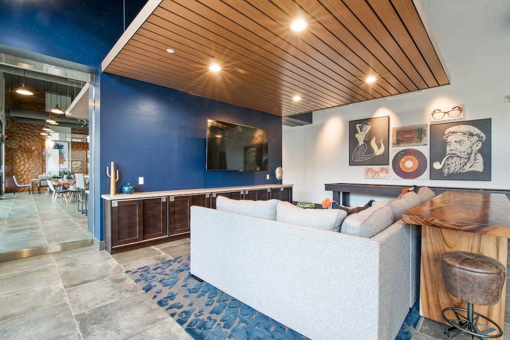 Global Luxury Suites in Menlo Park - photo 2