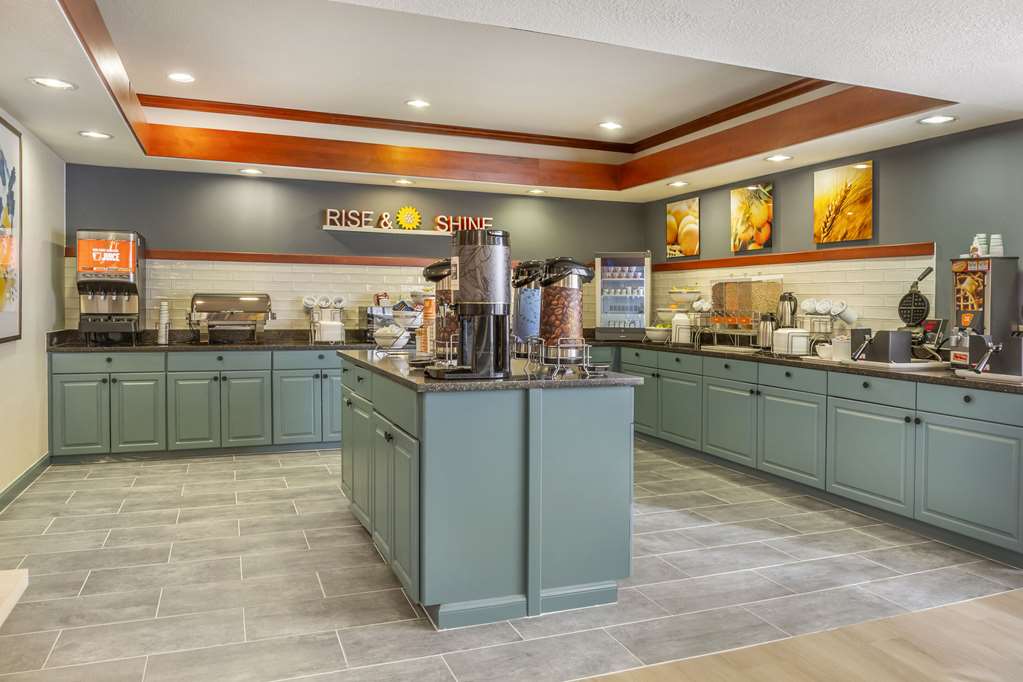 Comfort Inn & Suites Rapid City near Mt. Rushmore - photo 59